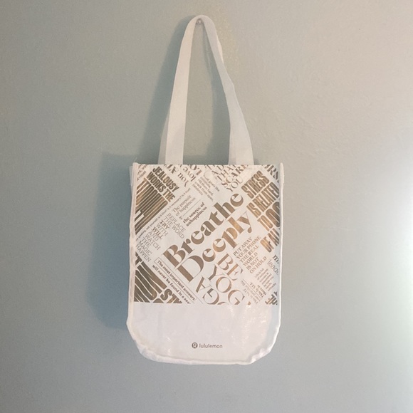 Lulu lemon tote bag - Picture 3 of 4